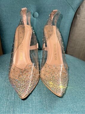 AZALEA WANG Nude Crystal Pointed Slingback Heels